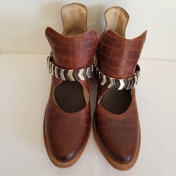 Freebird by Steven Blade Croc Embossed Leather Boots - Picture 2 of 9